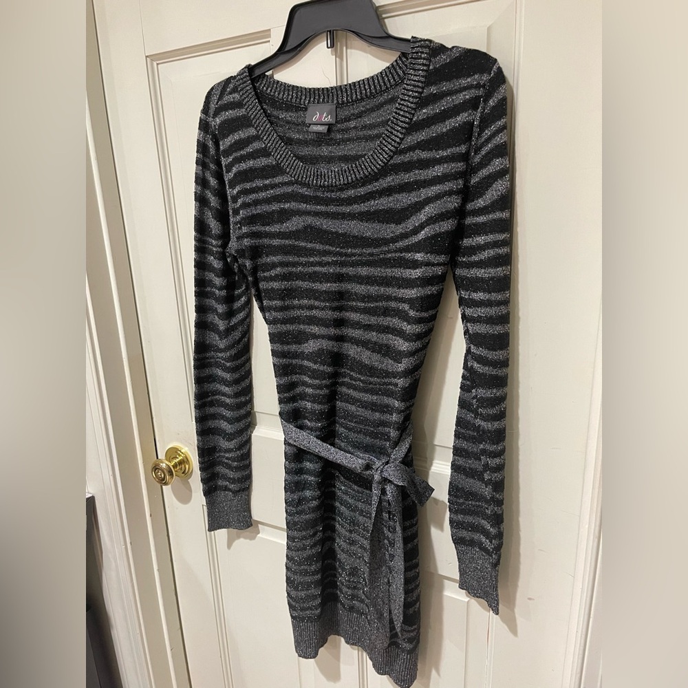 Dots Sweater - Picture 2 of 4